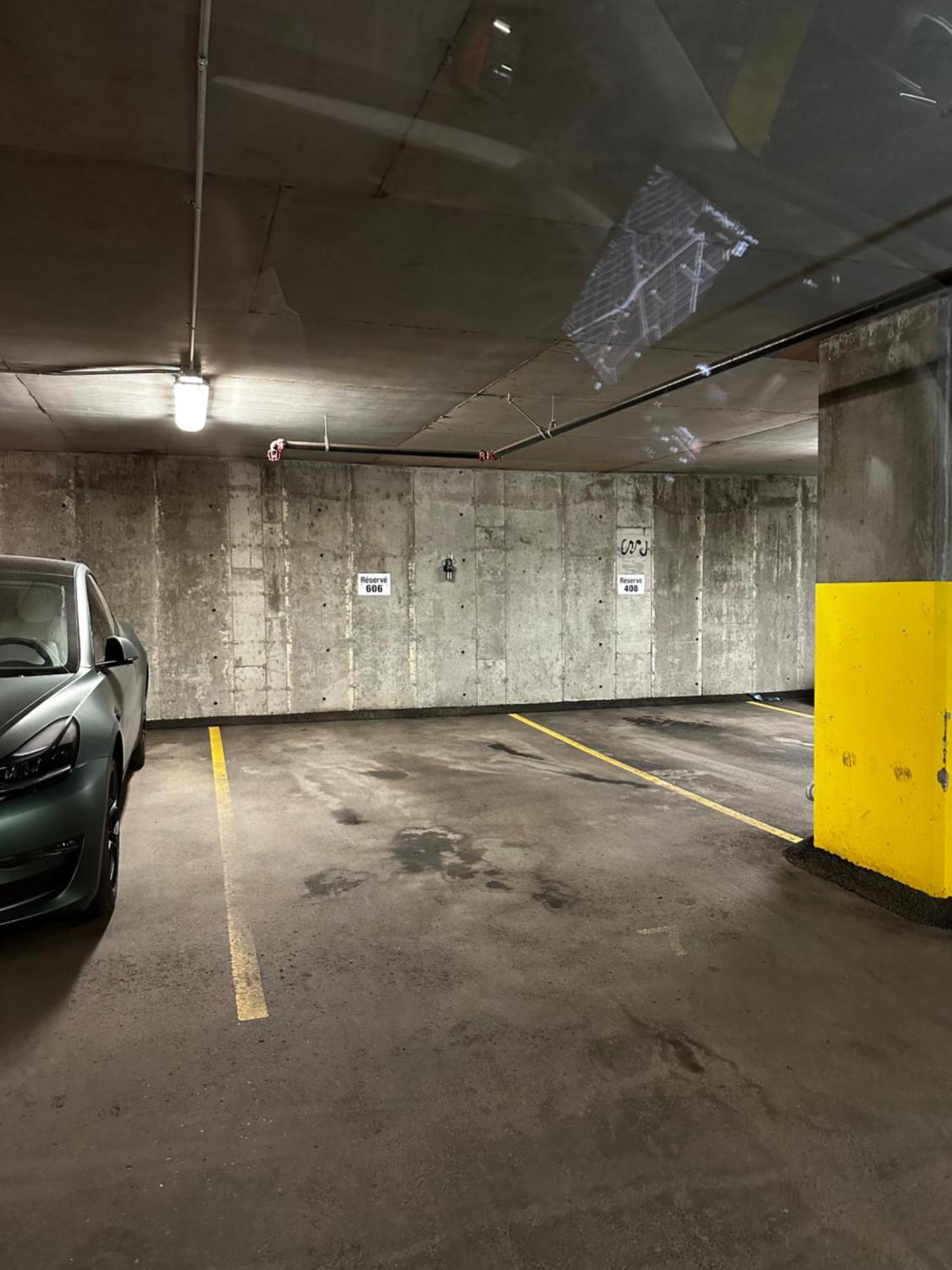 Initial / Wave + Parking / Centre-Ville De Quebec 외부 사진